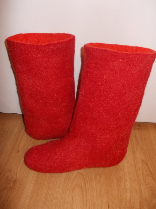 Red felted