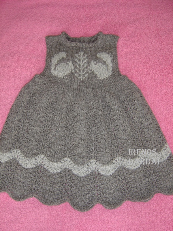 Knitted dress for picture no. 2