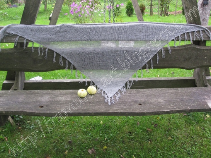 Grey cashmere scarf picture no. 3