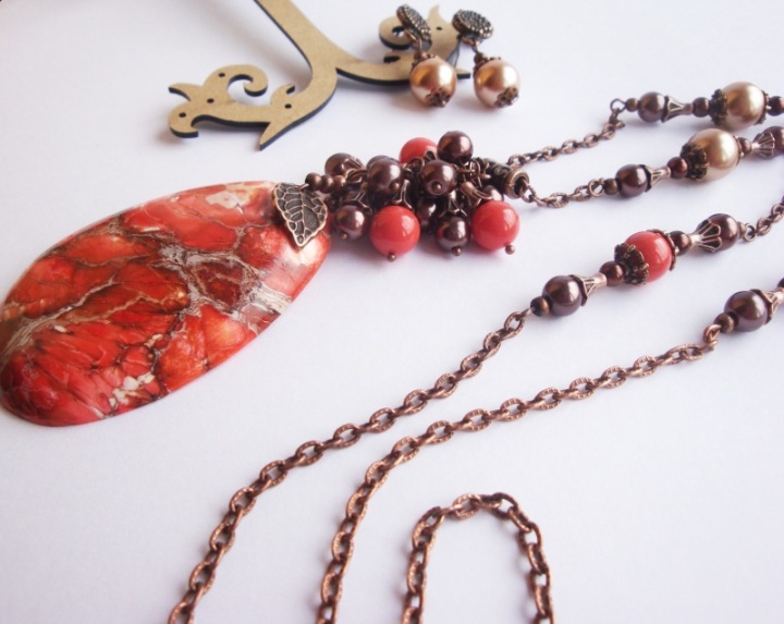 Rowan berries.Necklaces and earrings picture no. 2