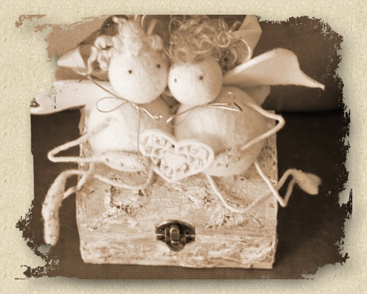 Angels " Newlyweds " picture no. 3