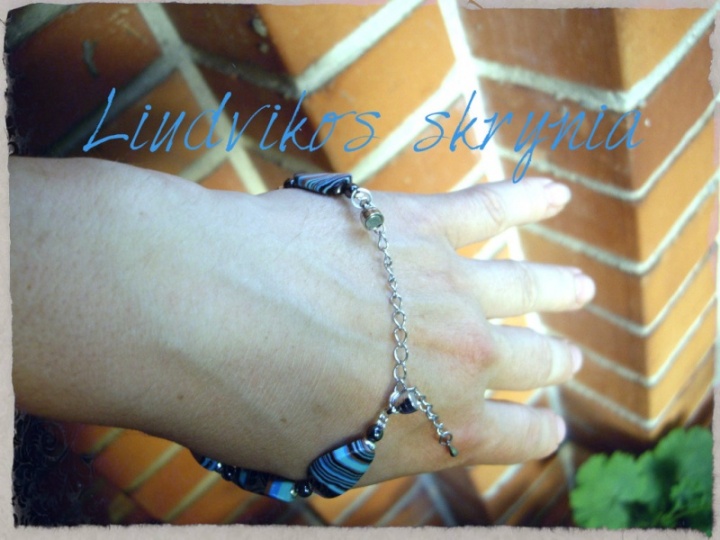 Synthetic turquoise bracelet picture no. 3