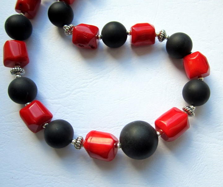 Beads " Carmen " picture no. 2