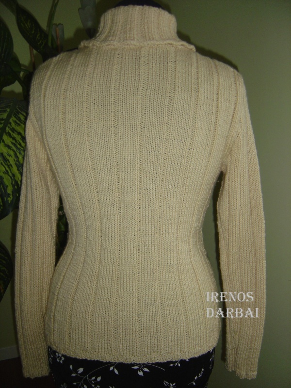 Knitted sweater picture no. 2
