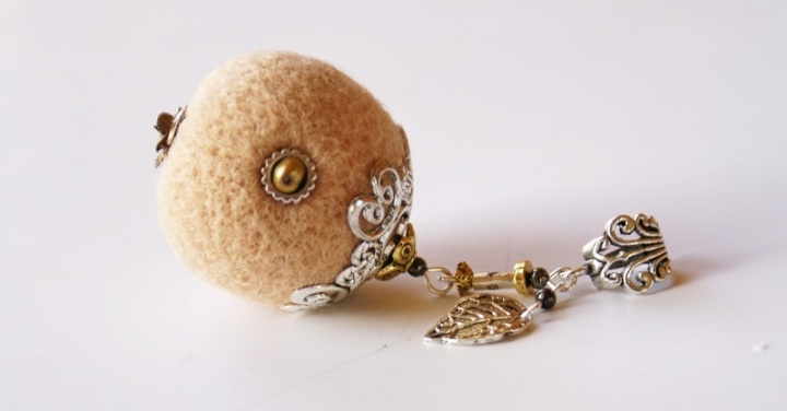 Pendants " Apple "