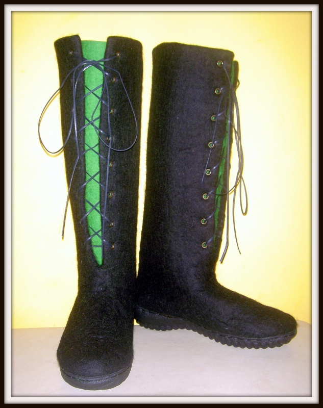 Green Laced picture no. 2