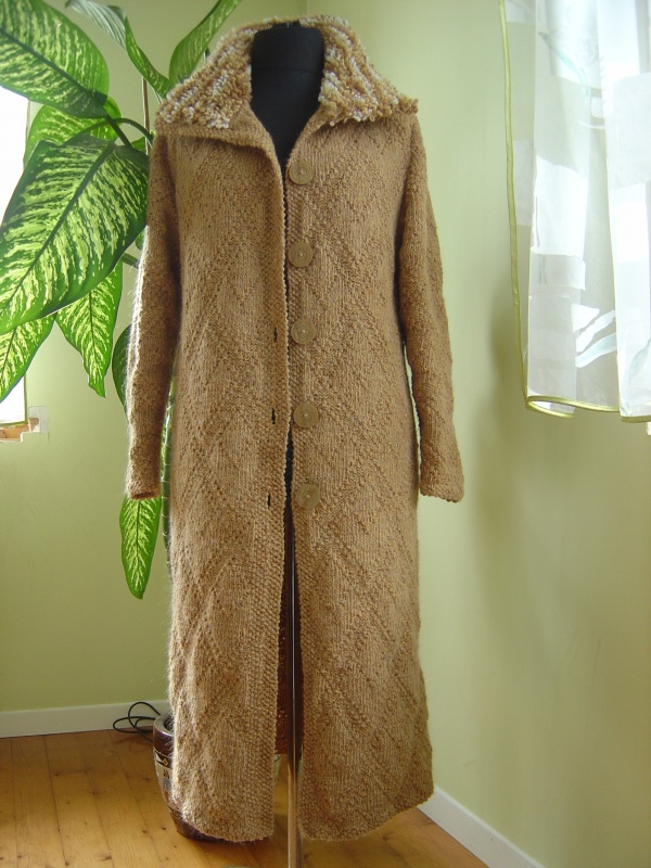 Knitted coat