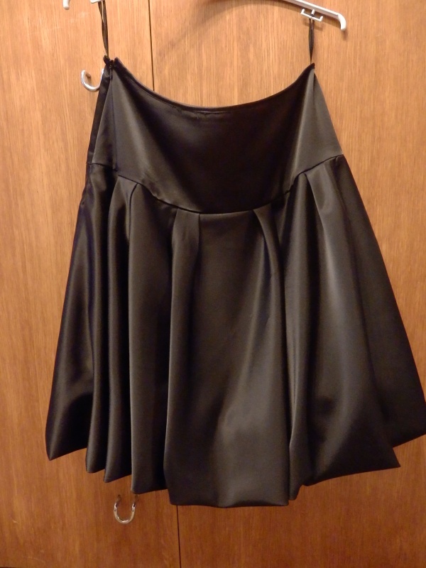 Black skirt