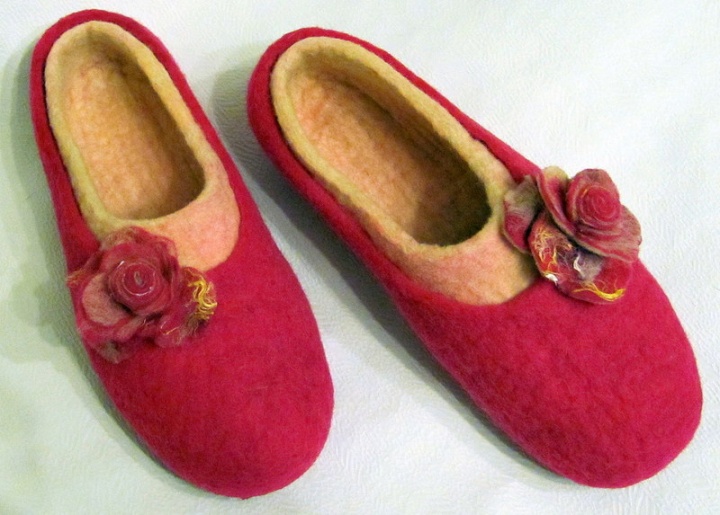 With pink roses picture no. 2
