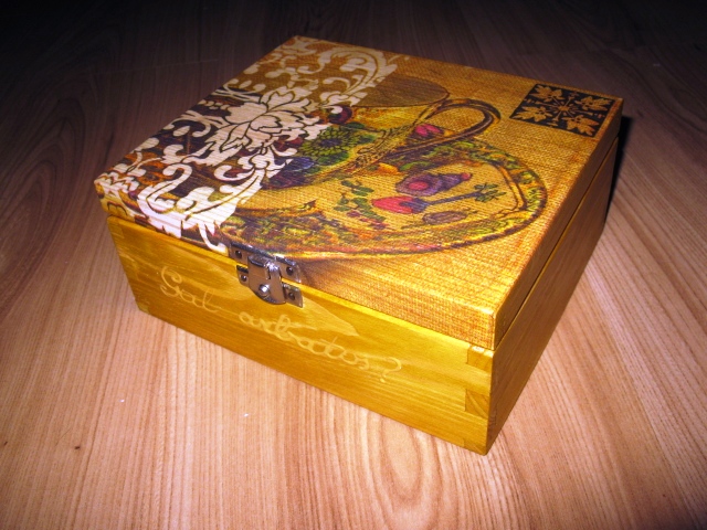 Box Tea " Maybe tea? "