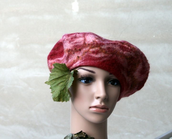 Beret " sweet " picture no. 2