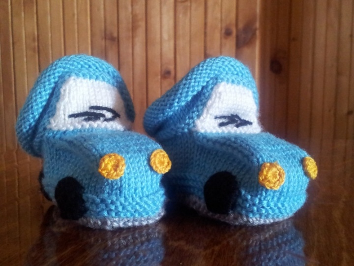 Knitted shoes - Typewriters picture no. 2
