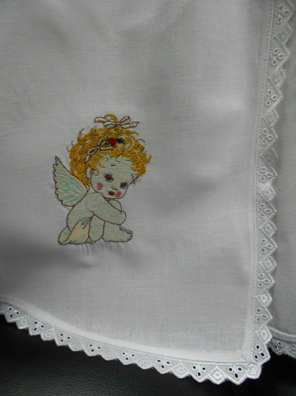 Baptismal cloak embroidered angel picture no. 2
