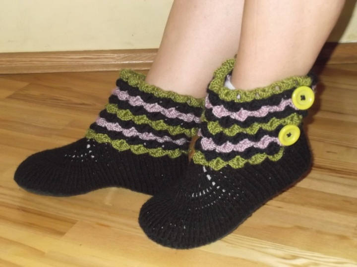 Slippers: For freezing branch
