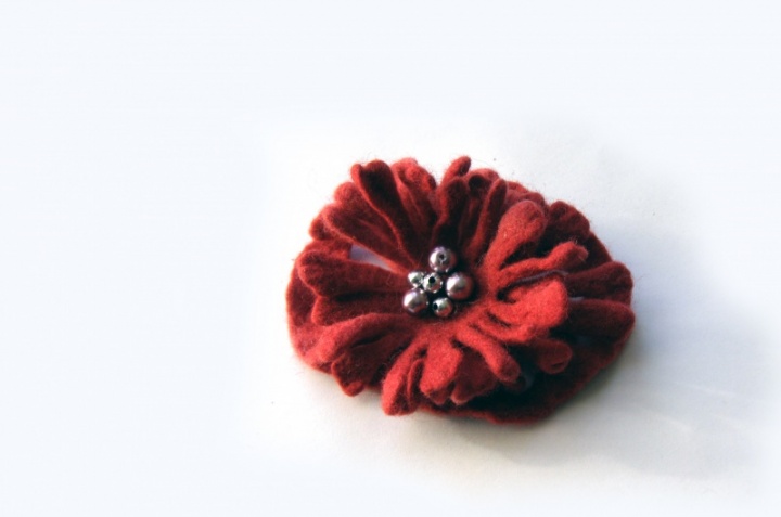 Felted flower Red