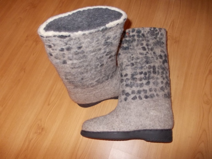 Felted boots picture no. 2
