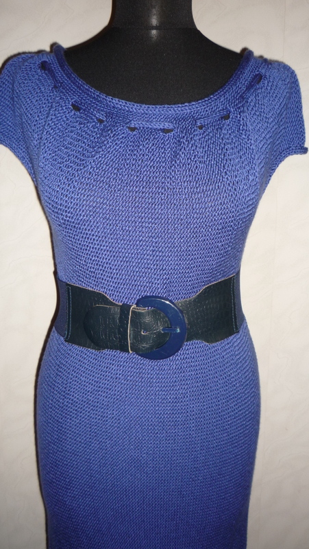 Bright blue dress picture no. 2