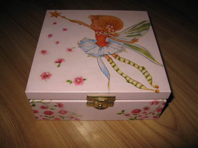Box girl