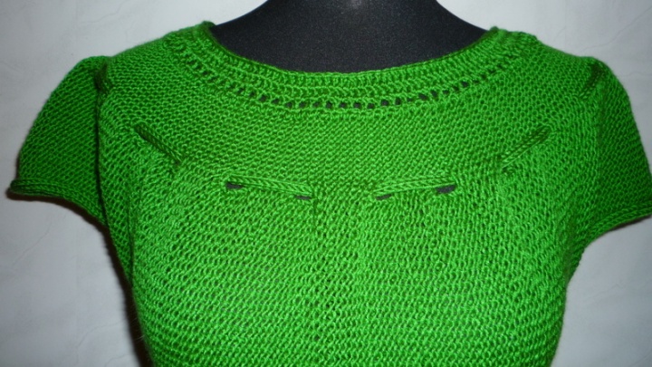 bright green dress picture no. 3