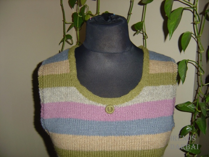 Knitted dress for-COLOURS picture no. 2