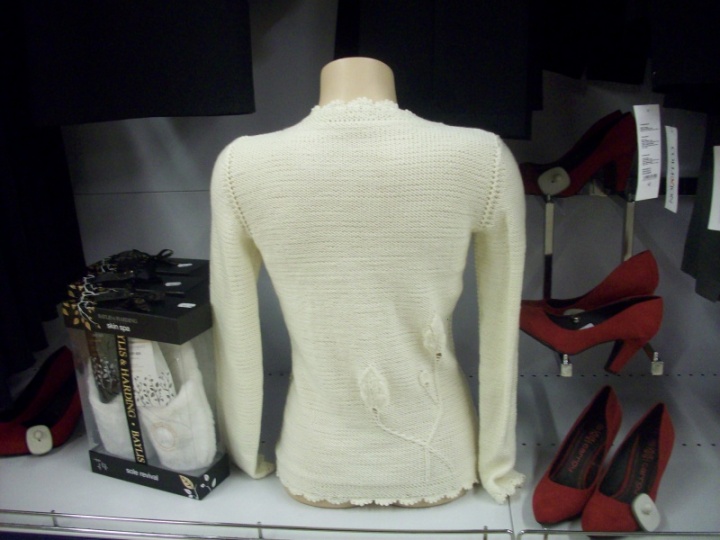 Sweater " oak leaves " picture no. 3