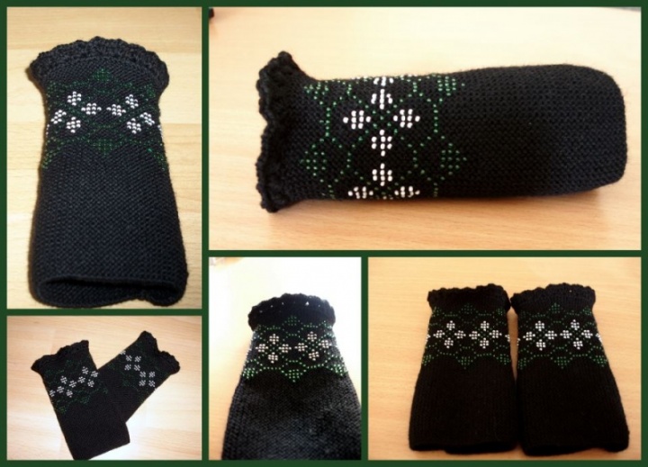 black wristlets