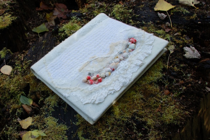 Wedding photo album " sensitivity "