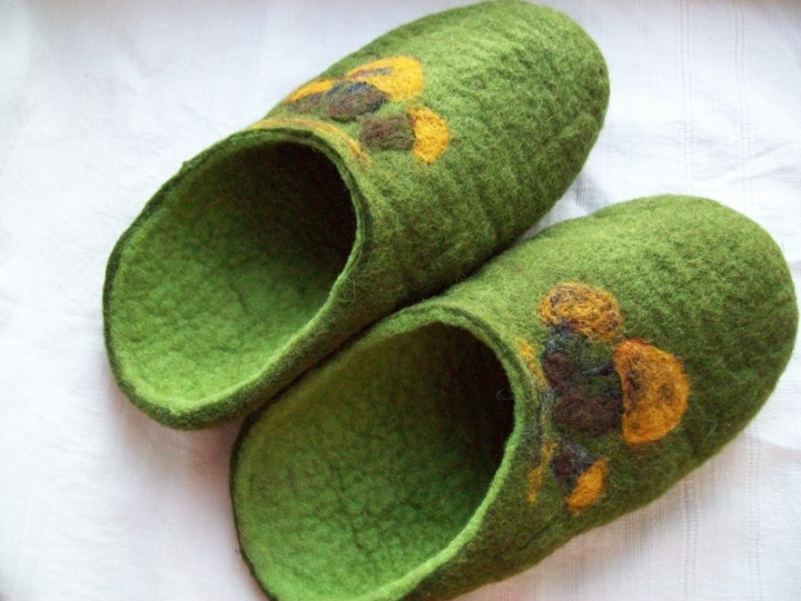 slippers 41d.