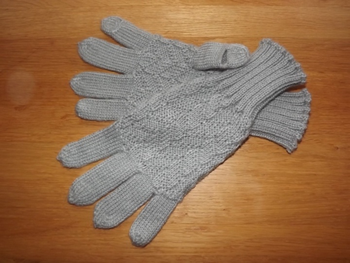 Woman gloves. picture no. 2