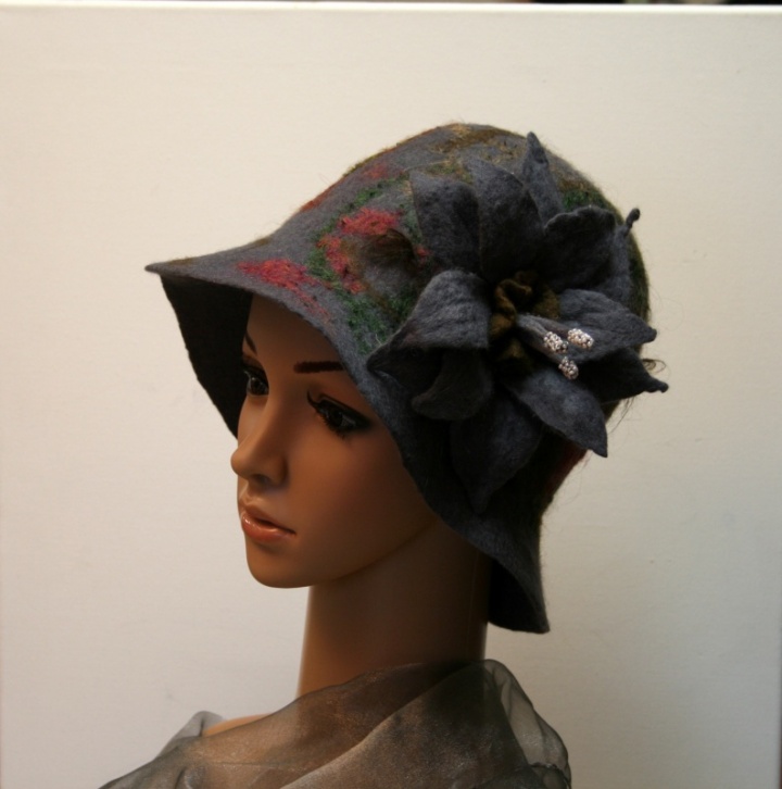 Hat " gray ring " picture no. 2