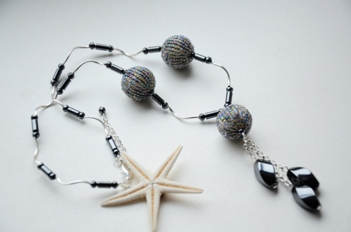 Beads 3