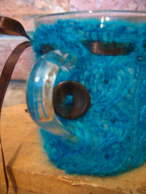 Knitted cups picture no. 2