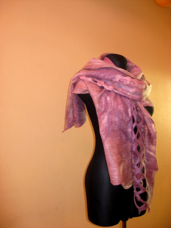 Lilac scarf picture no. 2