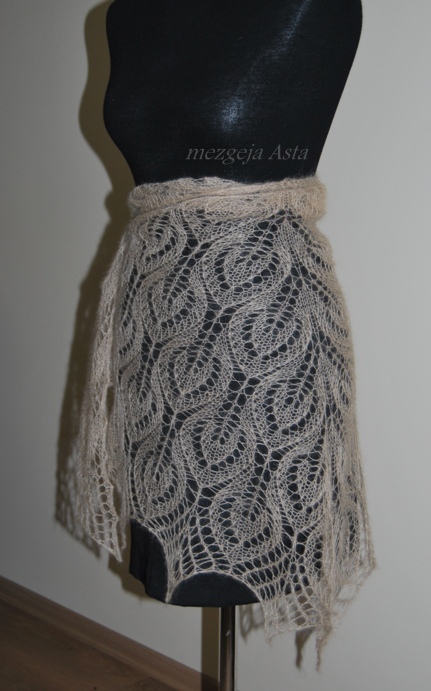 Beige scarf picture no. 2