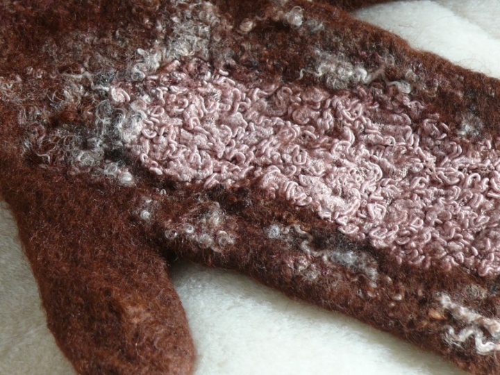 Gloves " Marshmallow chocolate " picture no. 2