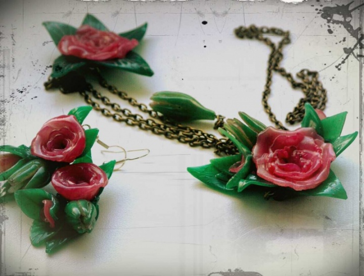 Antique roses picture no. 2