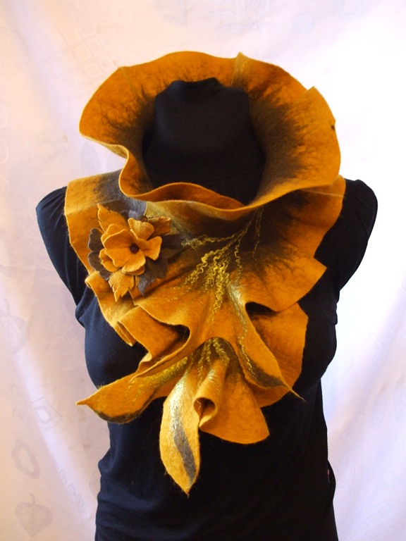 Brown mustard scarf picture no. 2