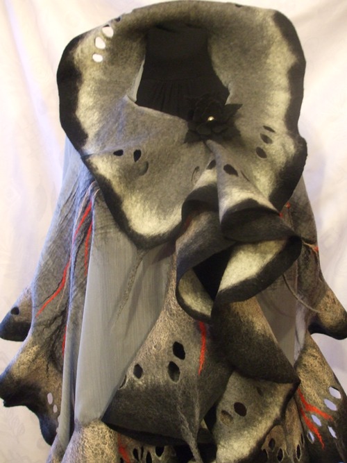 Gray-black coated with party picture no. 2
