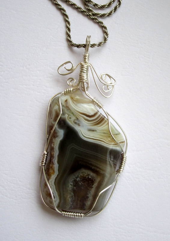 Pendant with agate picture no. 2