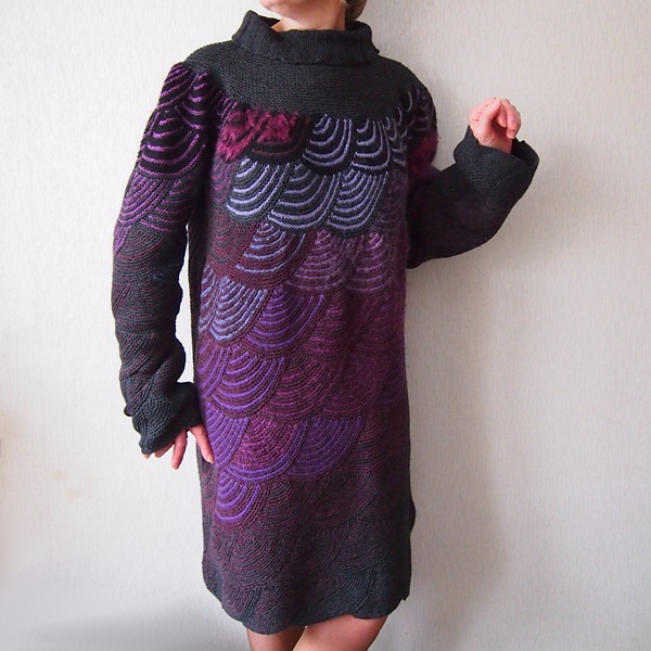 Dress variegated