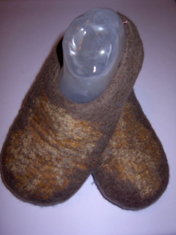 brown sliopkes