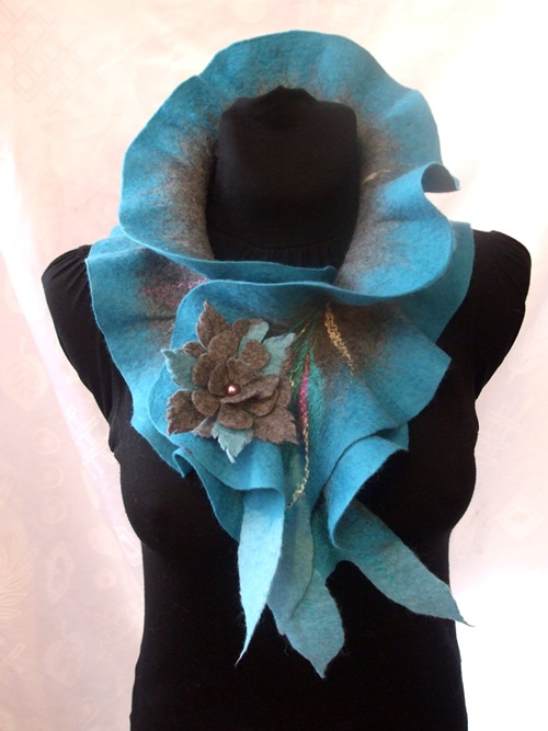Turquoise scarf picture no. 2