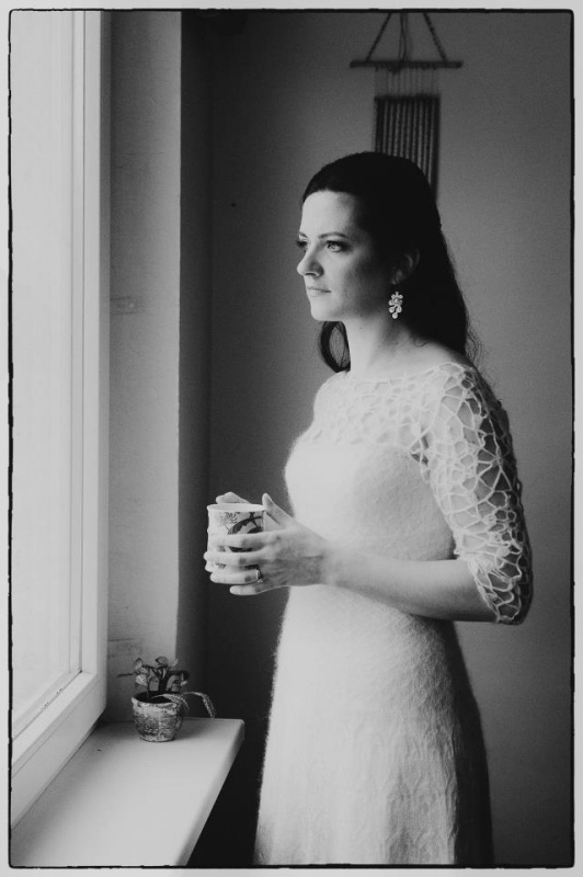 Knitted wedding dress (silk and mohair) picture no. 2
