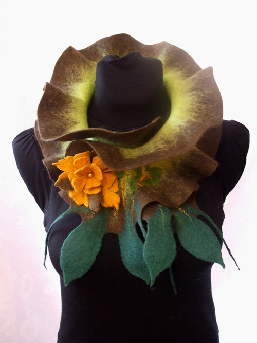 Brown-green scarf picture no. 2