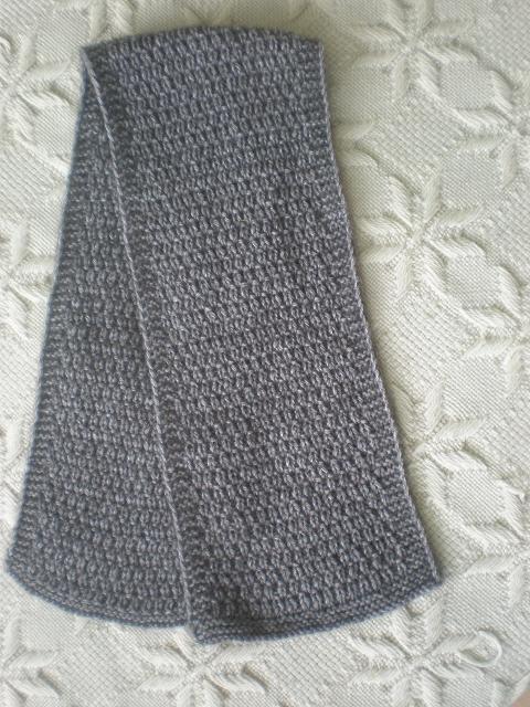 Scarf bernaičiui