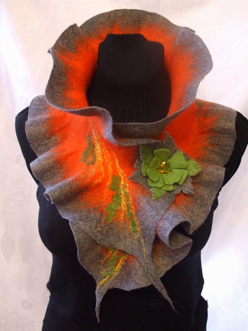 Gray-orange scarf picture no. 3