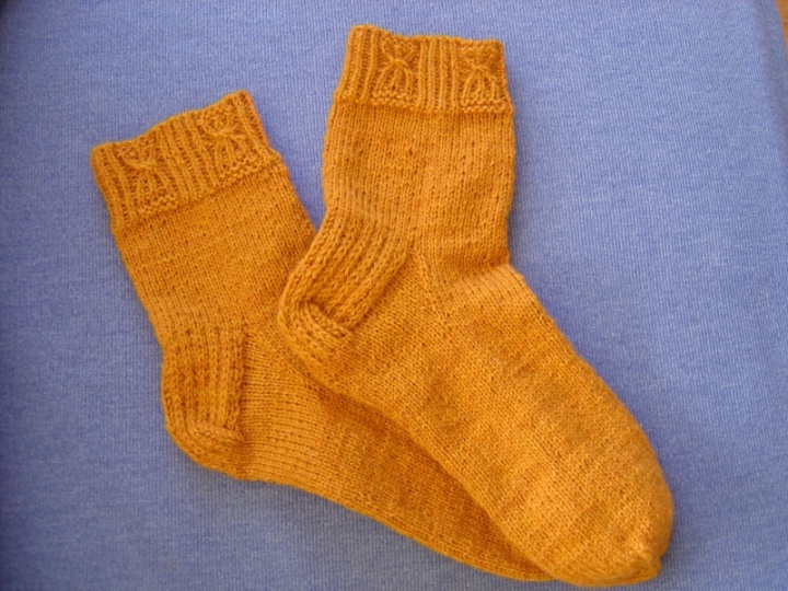 Knitted socks picture no. 2