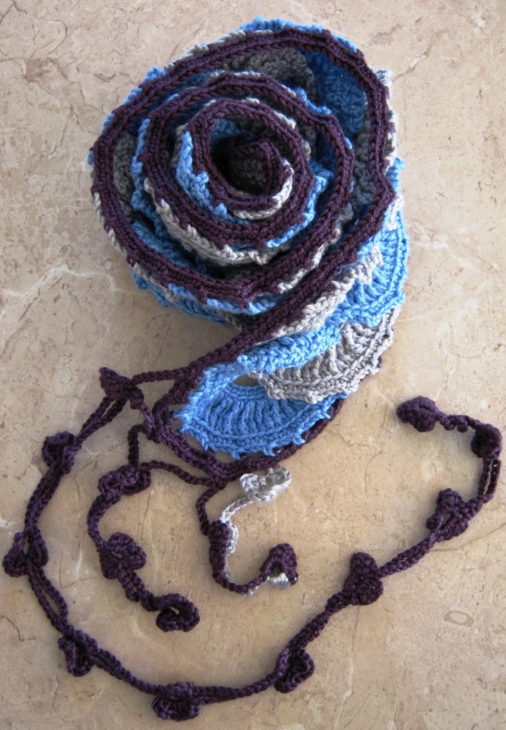 Scarf " Rings " picture no. 2