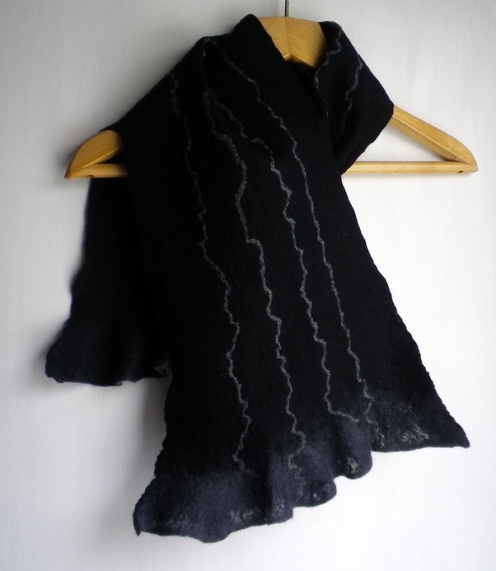 Scarf black / gray picture no. 2