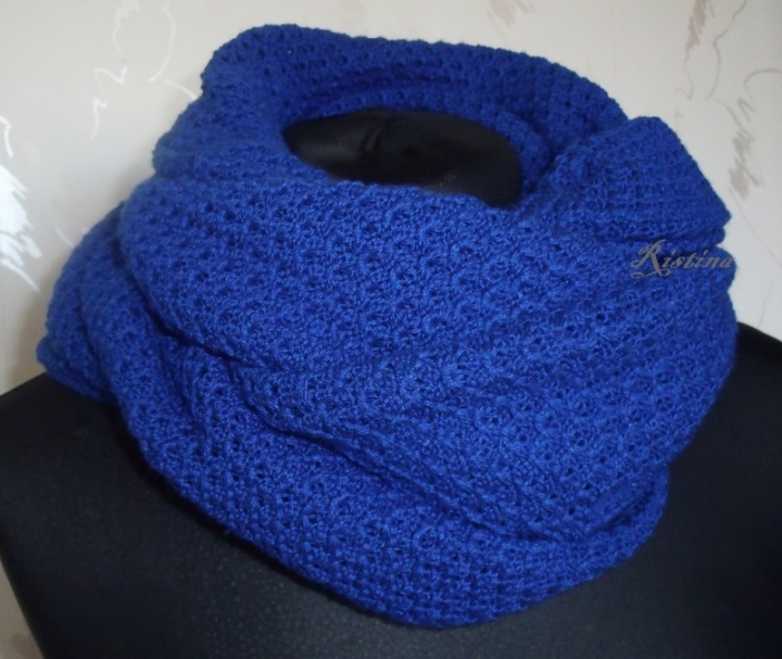 Blue infinity scarf